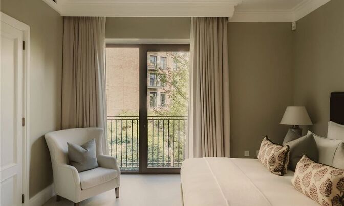 Auriens, 2 Dovehouse Street, Chelsea