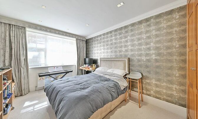 Cadogan Court, Draycott Avenue