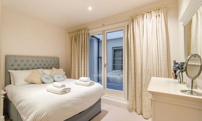 Redcliffe Square, Chelsea
