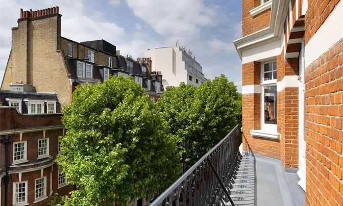 Draycott Avenue