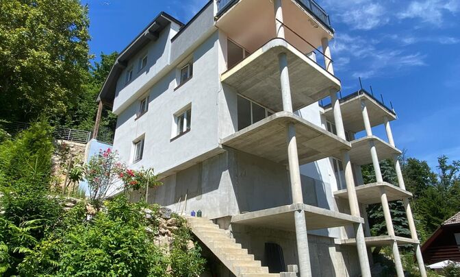 Two-story house Novo Mali Lipoglav