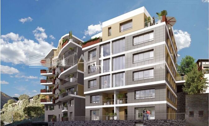 Newly built three-bedroom apartment with terrace in residential area