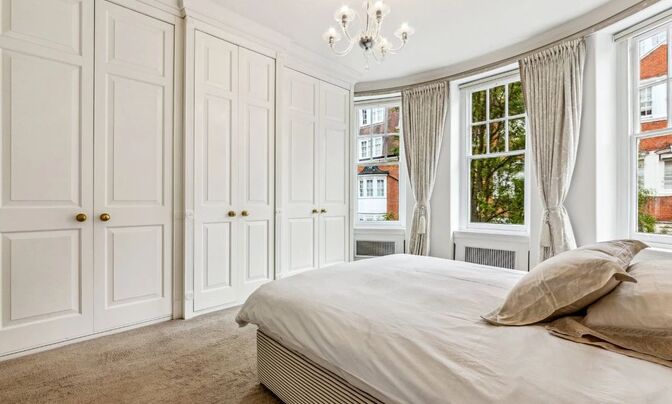Sloane Court West, Chelsea