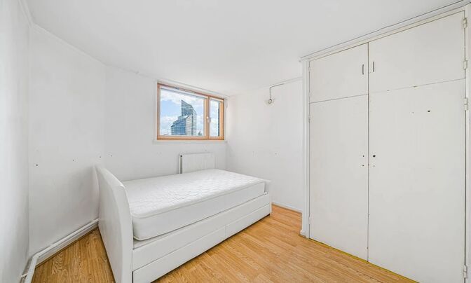 Ashburnham Tower, Chelsea