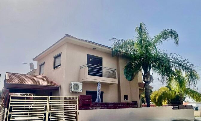 3 Bedrooms Detached house For sale in Kolossi, Limassol