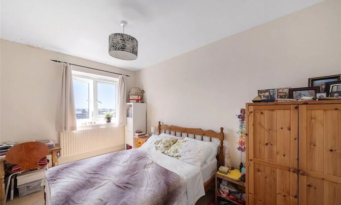 Fitzhugh Grove, Wandsworth