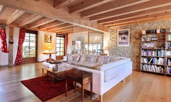 Single house 8 rooms
