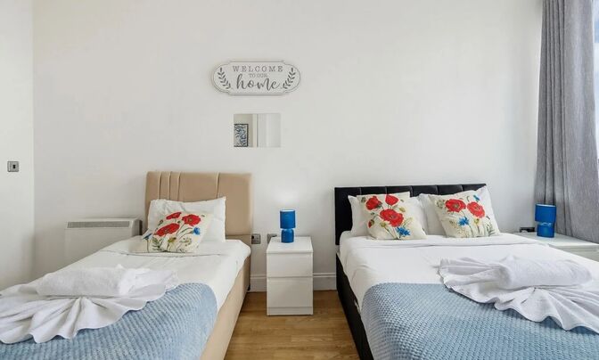Gallery Apartments, 331 Commercial Road