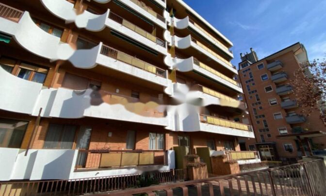 Трёхкомнатная на первом этаже