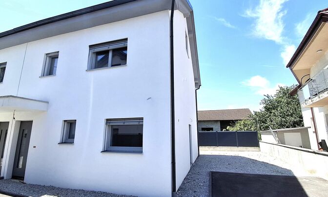 Two-story house in Novoe Sneberye