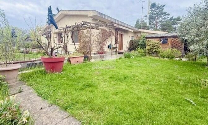 Single house 8.5 rooms