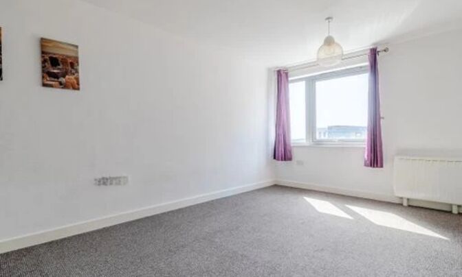 Ebbett Court, Acton