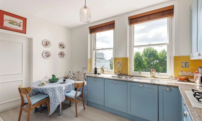 Avenue Court, Chelsea