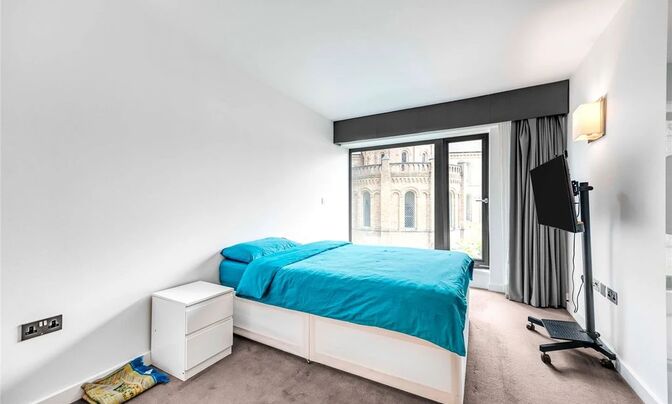 Milliner House, Hortensia Road