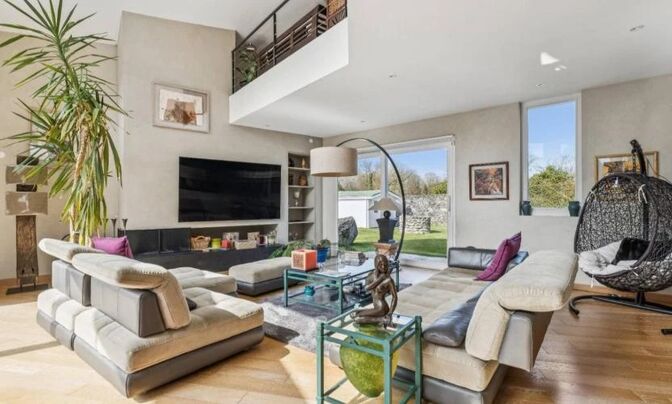 Single house 9 rooms