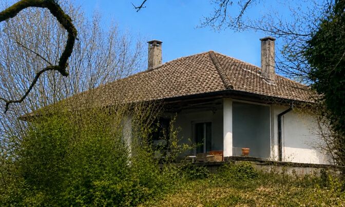 Bifamiliar house 6 rooms