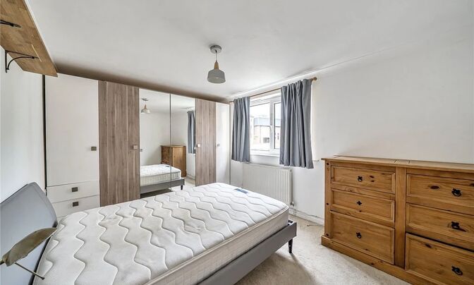 Tollington Park, Finsbury Park