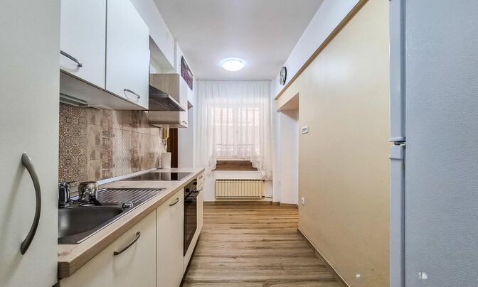 Apartment, 2-room, Center