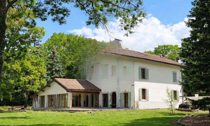 Single house 10 rooms