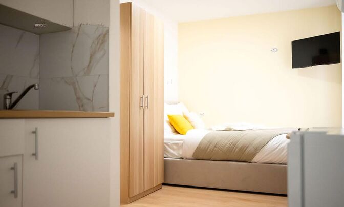 Studio apartment Isola