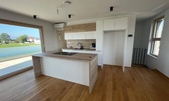 Квартира 3-комнатная Новое Поле