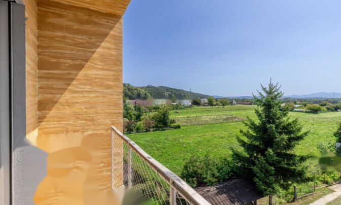 Квартира, 3-комнатная, Средние Гемельне