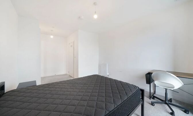 Tabbard Apartment, East Acton Lane