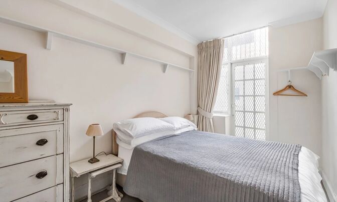 Draycott Place