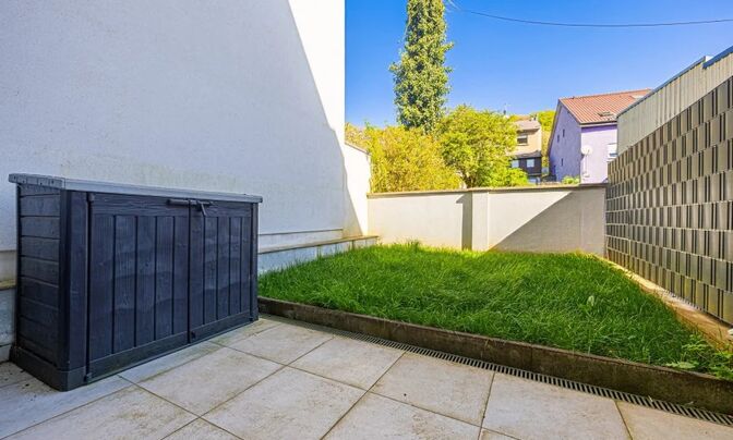 Apartment 4 bedrooms for sale in Differdange
