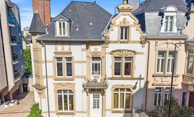 Duplex 3 bedrooms for sale in Luxembourg-Hollerich