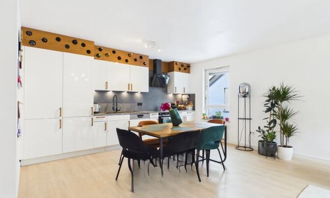 Apartment 3 bedrooms for sale in Lintgen