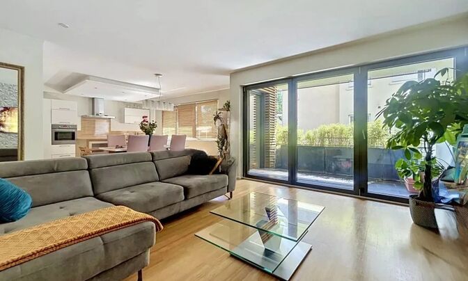 Apartment 2 bedrooms for sale in Luxembourg-Rollingergrund