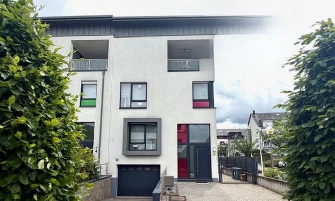 House 4 bedrooms for sale in Esch-sur-Alzette