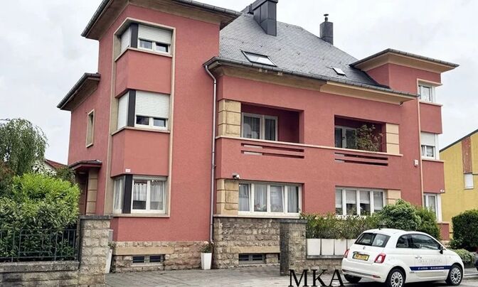 Detached house 5 bedrooms for sale in Pétange