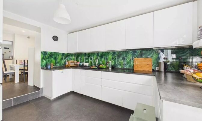 Detached house 5 bedrooms for sale in Belvaux
