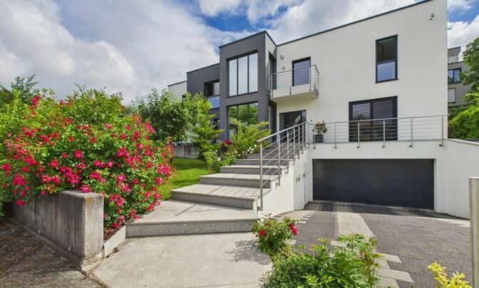 Villa 5 bedrooms for sale in Bergem