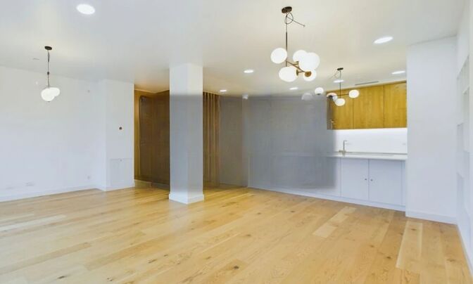Semi-detached house 4 bedrooms for sale in Bertrange