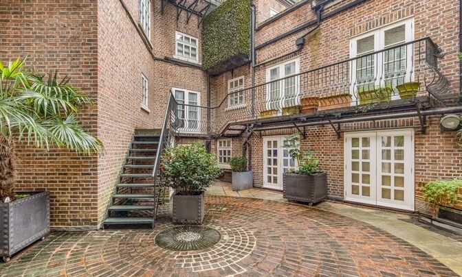 Cheyne House Chelsea Embankment