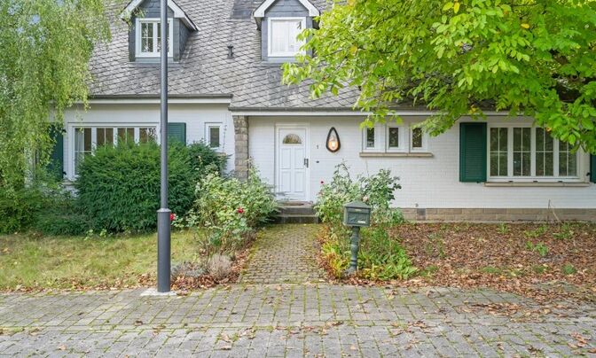 Detached house 5 bedrooms for sale in Bereldange