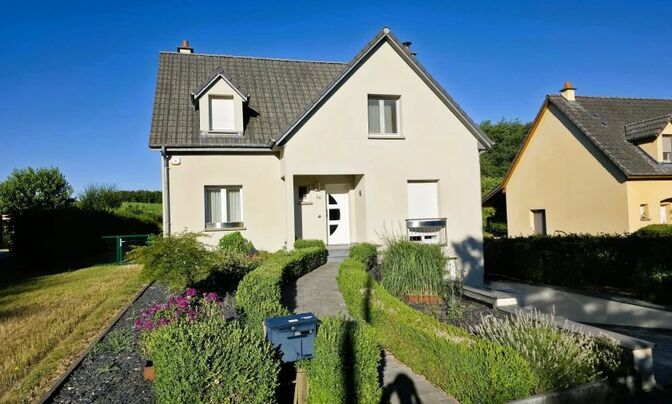 Detached house 4 bedrooms for sale in Reichlange