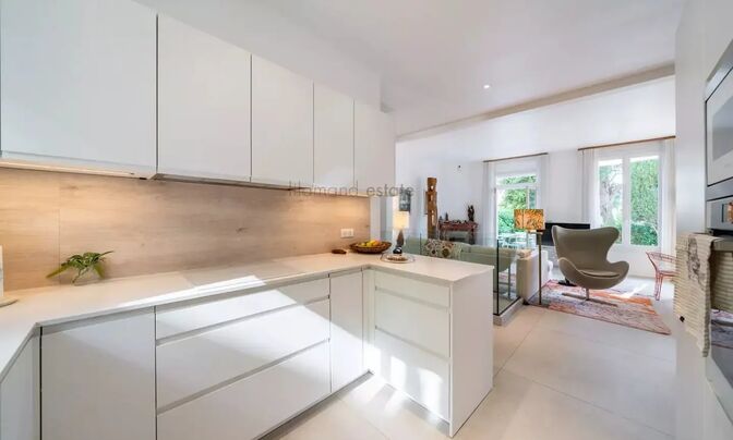 Property Name: Villa Carnot Cannes