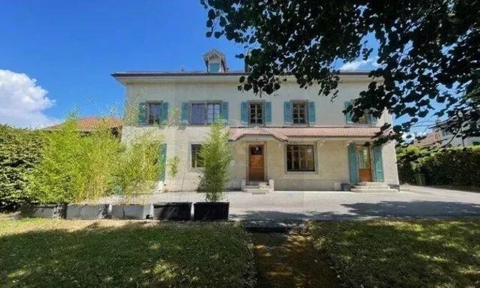 Single house 8 rooms