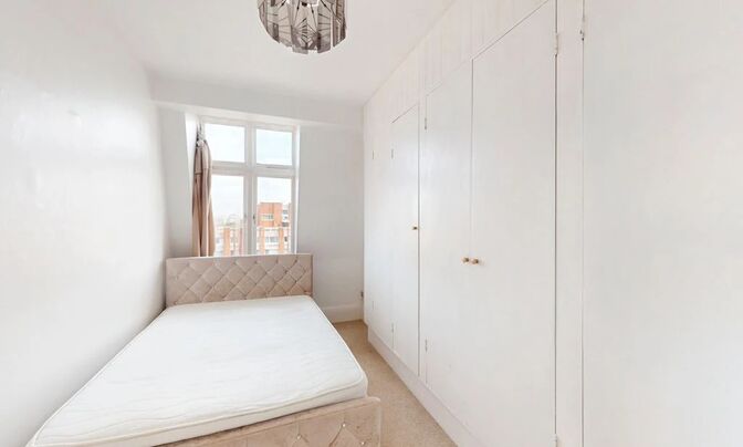 Clive Court, Maida Vale