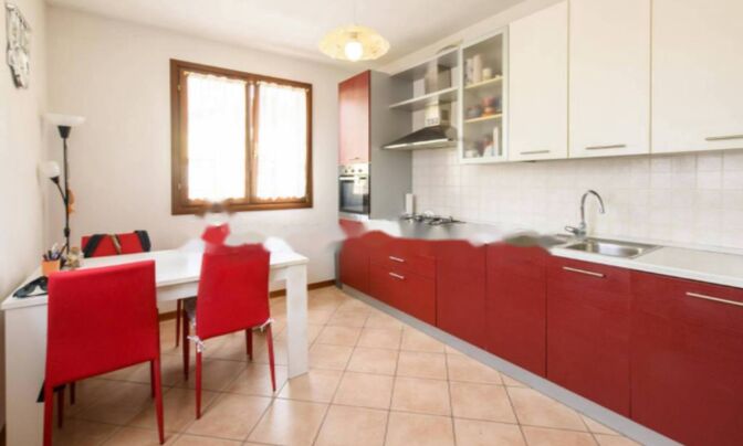 Четырехкомнатная Центр Гориция