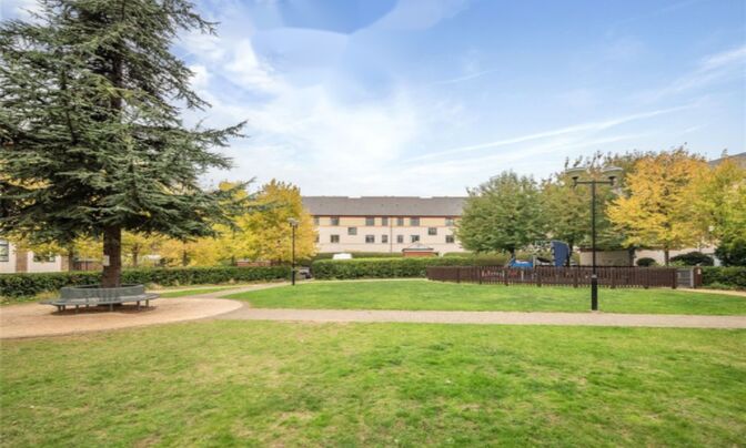 Сады Манор, Лондон Н7