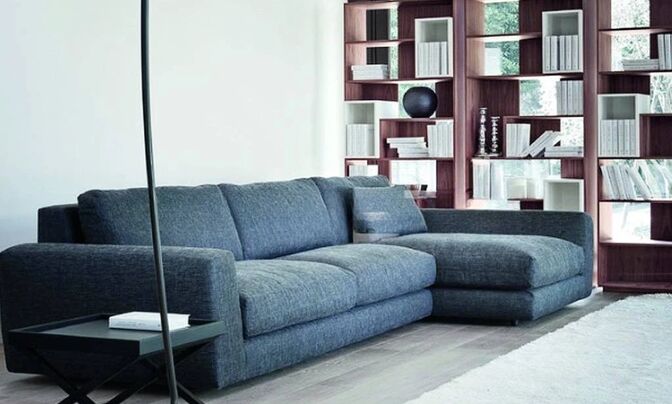 Three-room apartment in the center