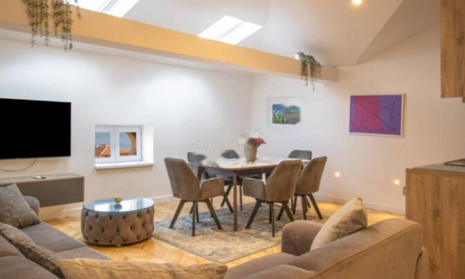 Трехкомнатная квартира центр