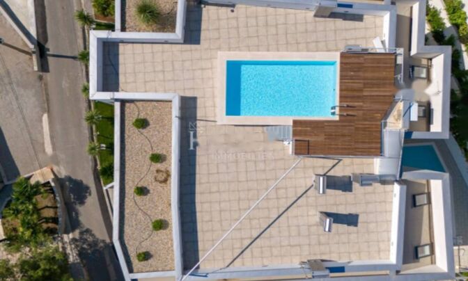 Четырехкомнатная Квартира Центр