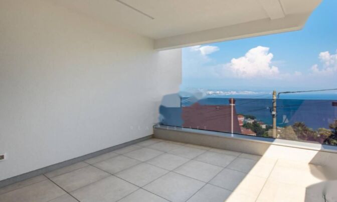 Трехкомнатная квартира в центре