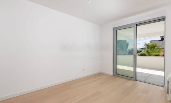 Трёхкомнатная квартира в центре